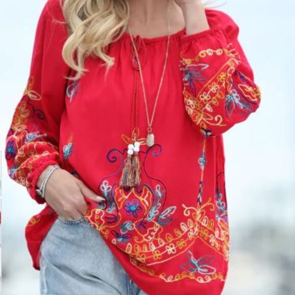 Ananda's Collection Size XXL red boho styled top with gorgeous embroidery - Picture 4 of 6